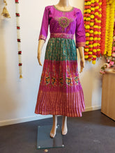 Load image into Gallery viewer, Long kurti