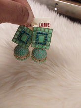 Load image into Gallery viewer, Earrings