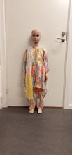 Load image into Gallery viewer, Kids kurti set with Duppata