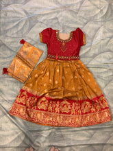 Load image into Gallery viewer, Pavada type kurti