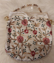 Load image into Gallery viewer, Bags
