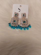 Load image into Gallery viewer, Earrings
