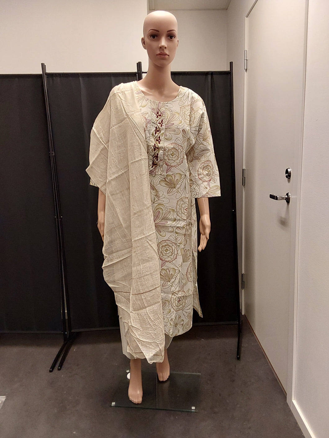 Women kurta pant and Dupatta