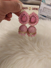 Load image into Gallery viewer, Earrings
