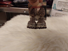 Load image into Gallery viewer, Earrings
