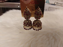 Load image into Gallery viewer, Earrings
