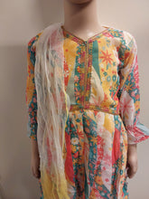 Load image into Gallery viewer, Kids kurti set with Duppata
