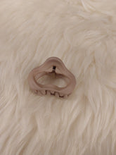 Load image into Gallery viewer, Hair clip-1pc
