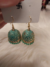 Load image into Gallery viewer, Earrings
