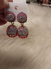 Load image into Gallery viewer, Earrings
