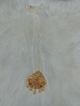 Load image into Gallery viewer, Pearl chain
